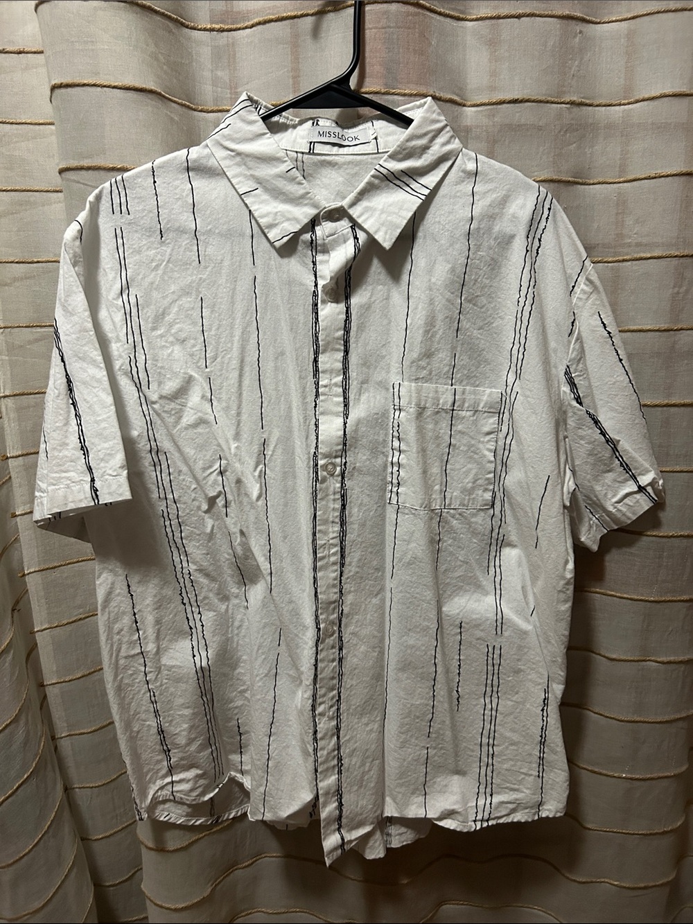 MISSLOOK White Short-Sleeve Button-Up Shirt with Black Vertical Stripes
